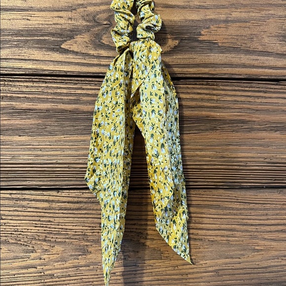 ✅SOLD✅New scrunchies with tail. - Picture 8 of 8